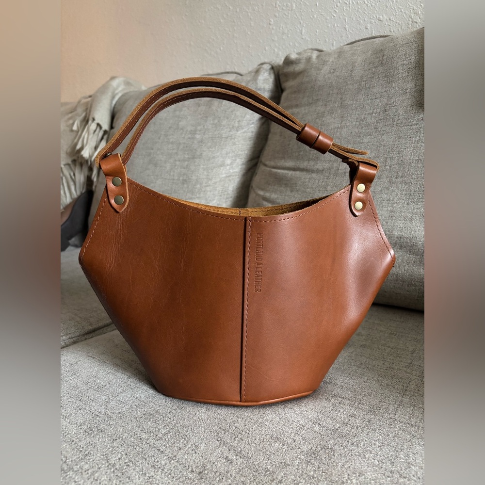 Portland Leather kangaroo shoulder bag